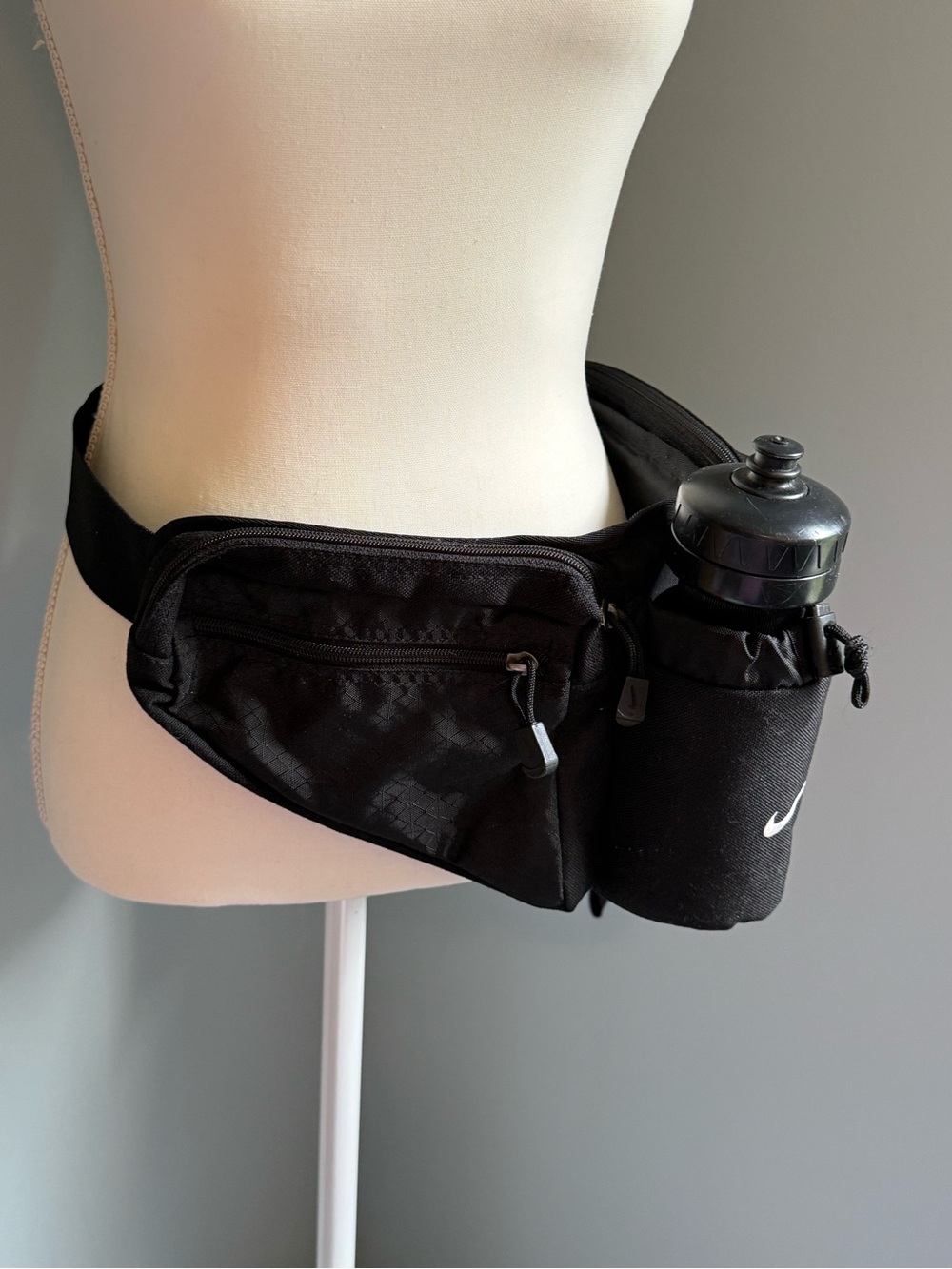 Nike fanny pack - Picture 2 of 3